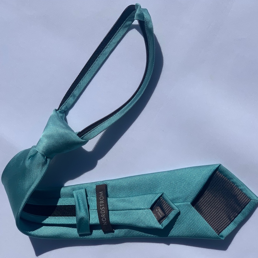 Nordstrom tie 🎉mint green color